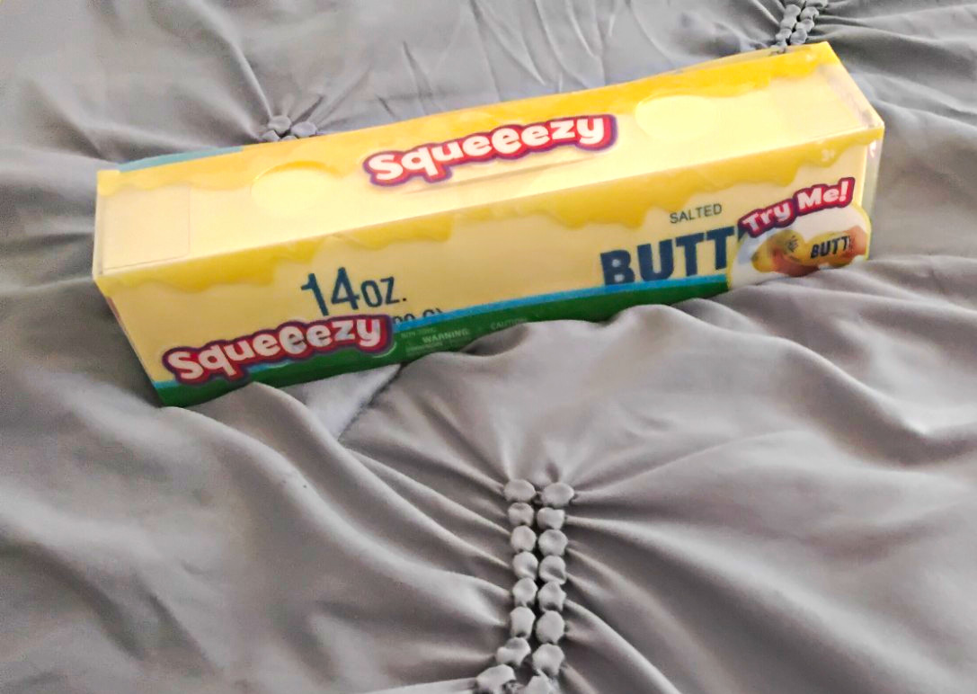 Squeezy Salted Butt Squeeze Toy 14 oz Tube Yellow/White Ages 4-7 8-11