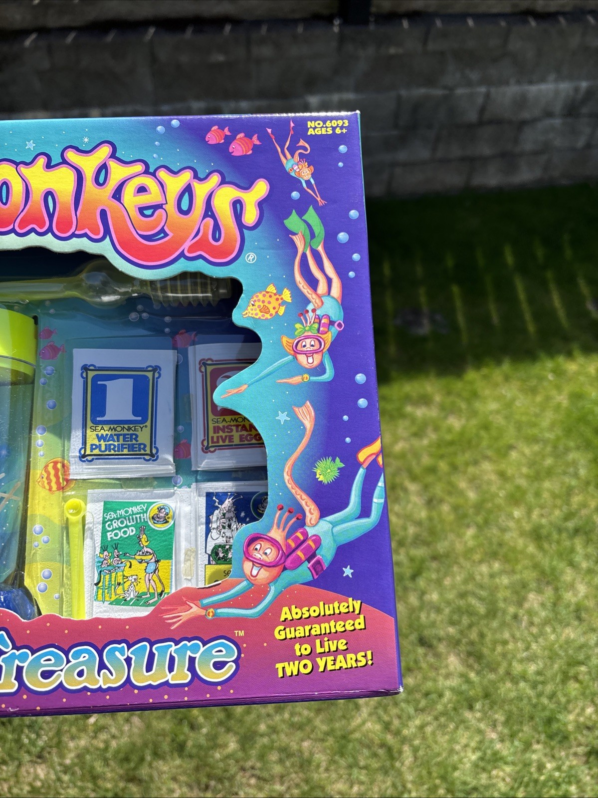 Amazing Live Sea-Monkeys SUNKEN TREASURE Tank Aquarium NEW RARE VTG 1998
