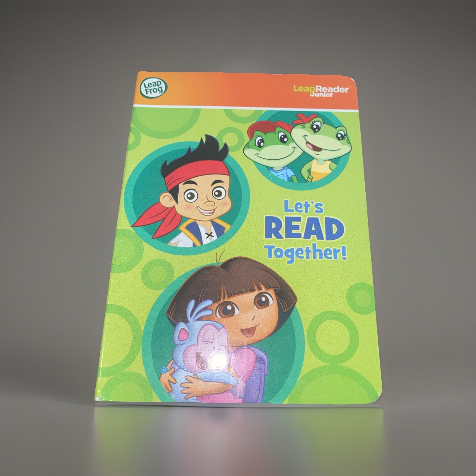 Leap Frog Tag Junior Green Scout Reader with 4 Books. EUC