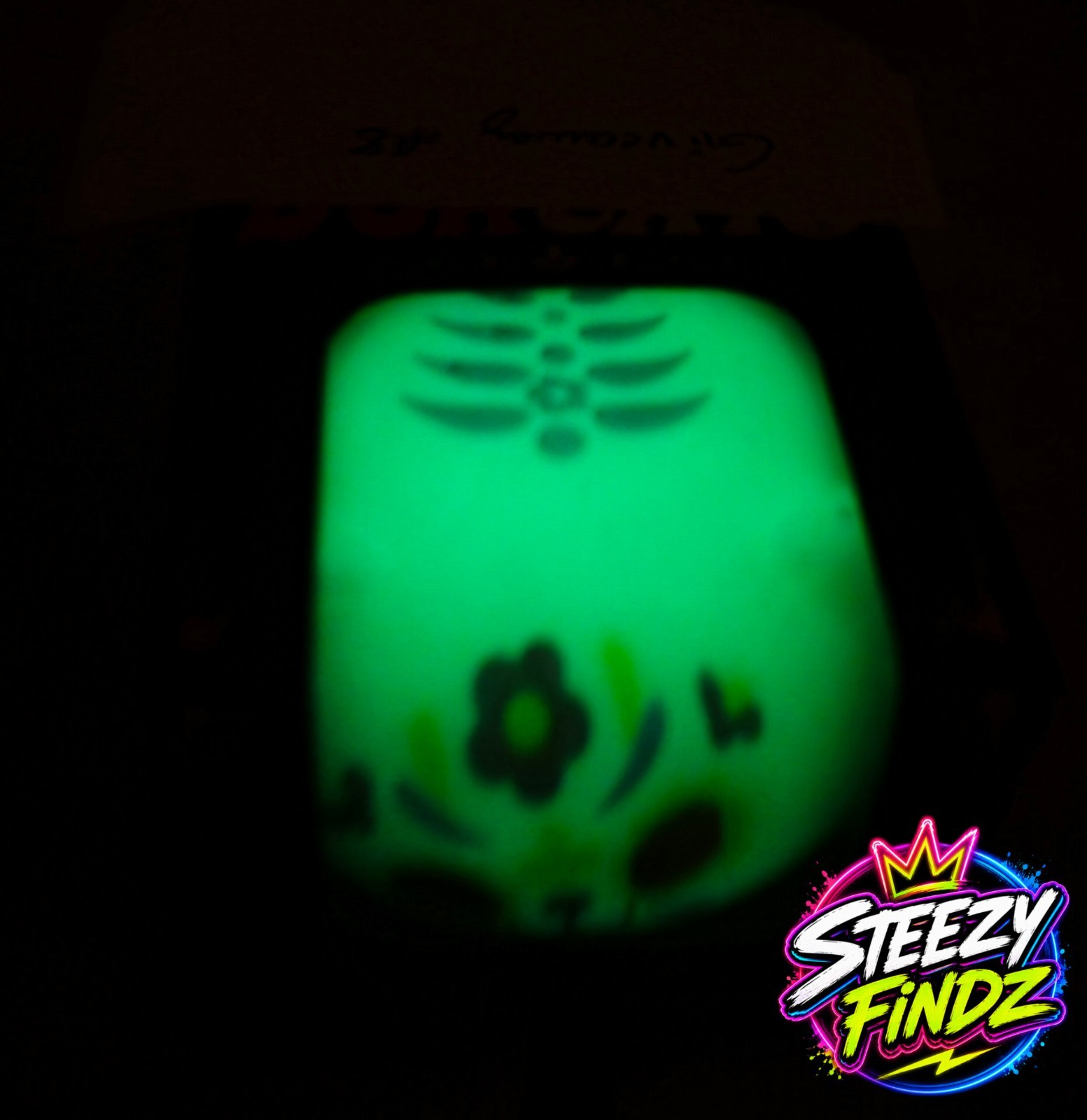 🔥 VIRAL & ULTRA RARE – NeeDoh SUGAR SKULL CAT PURPLE GLOW IN THE DARK