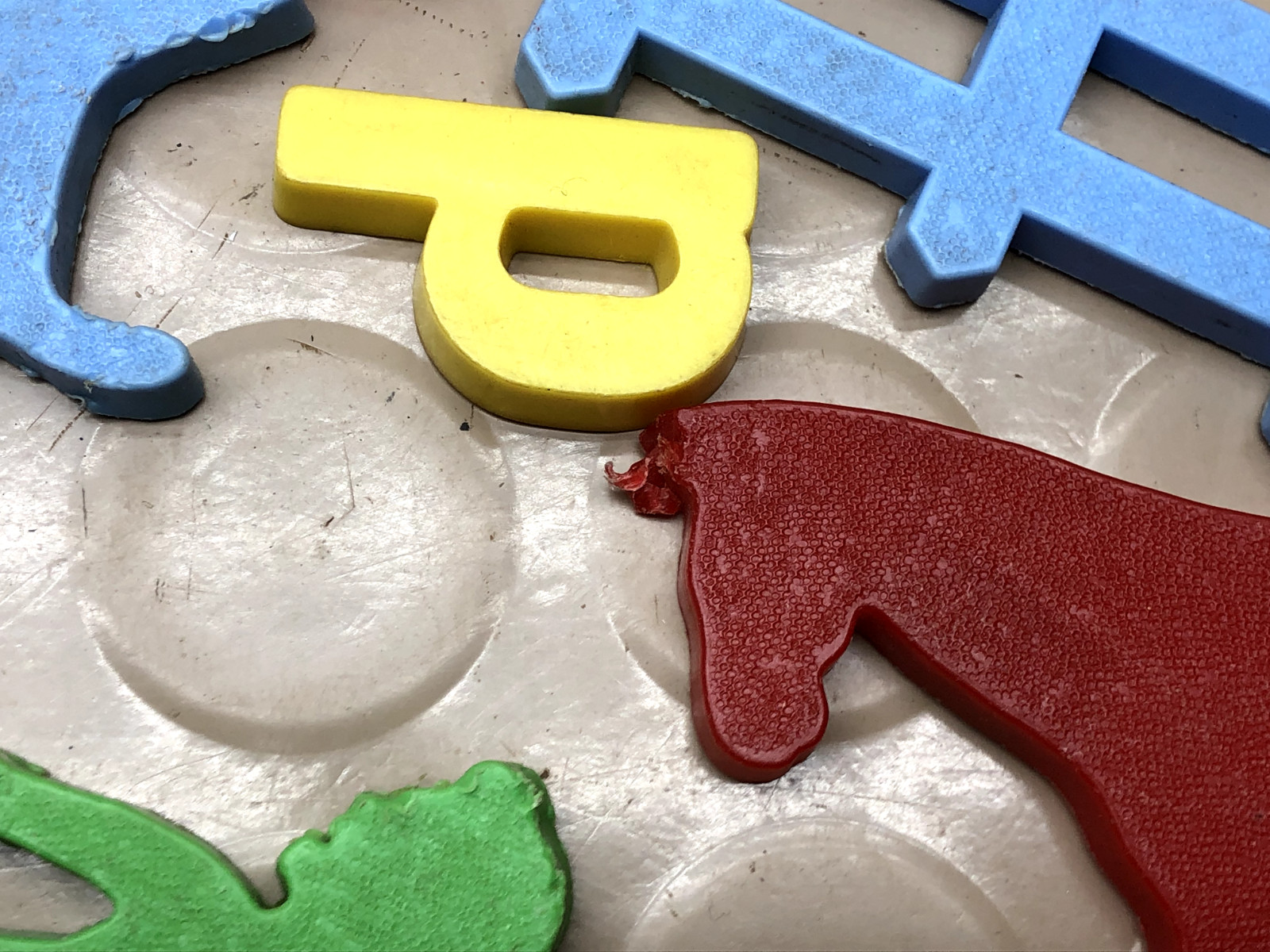 Lot of Vintage Alphabet Letters & Farm Figures Refrigerator Fridge Magnets