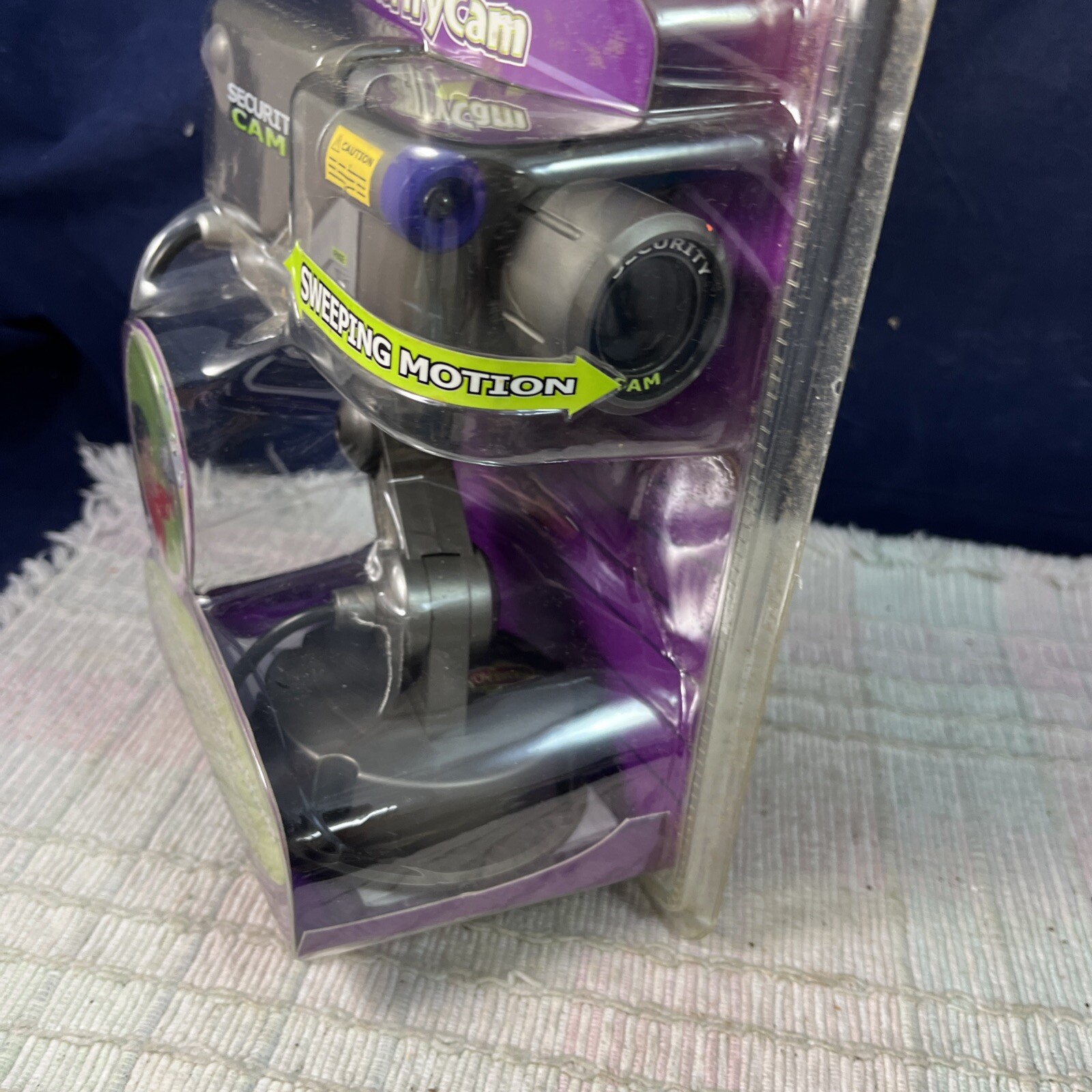 NIB Collector Toy 2004 YoUniverse Security Cam Summit Learning Machine