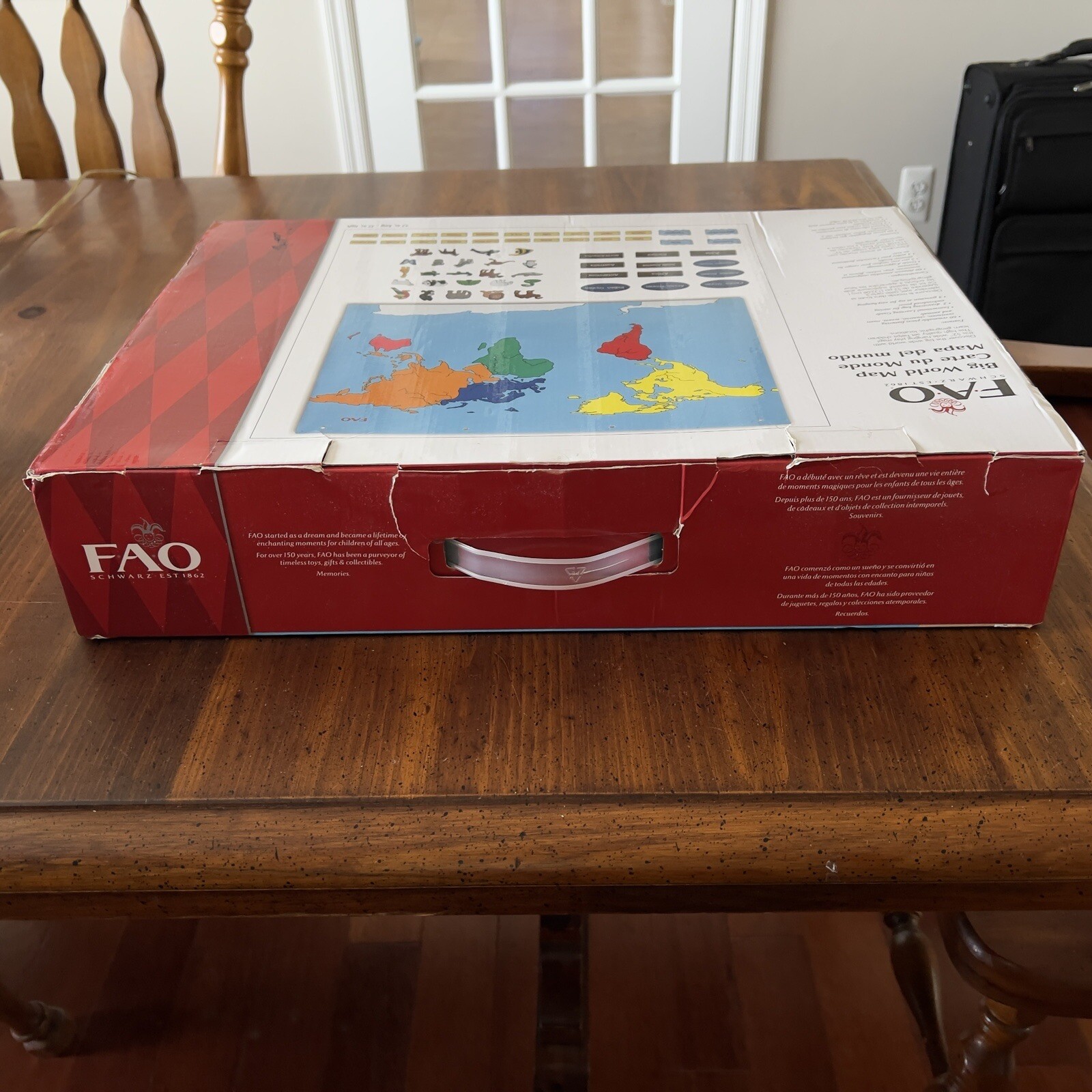 FAO Schwarz 52″ Big World Map Hanging Play Map 60 Removable Pcs Complete in Box