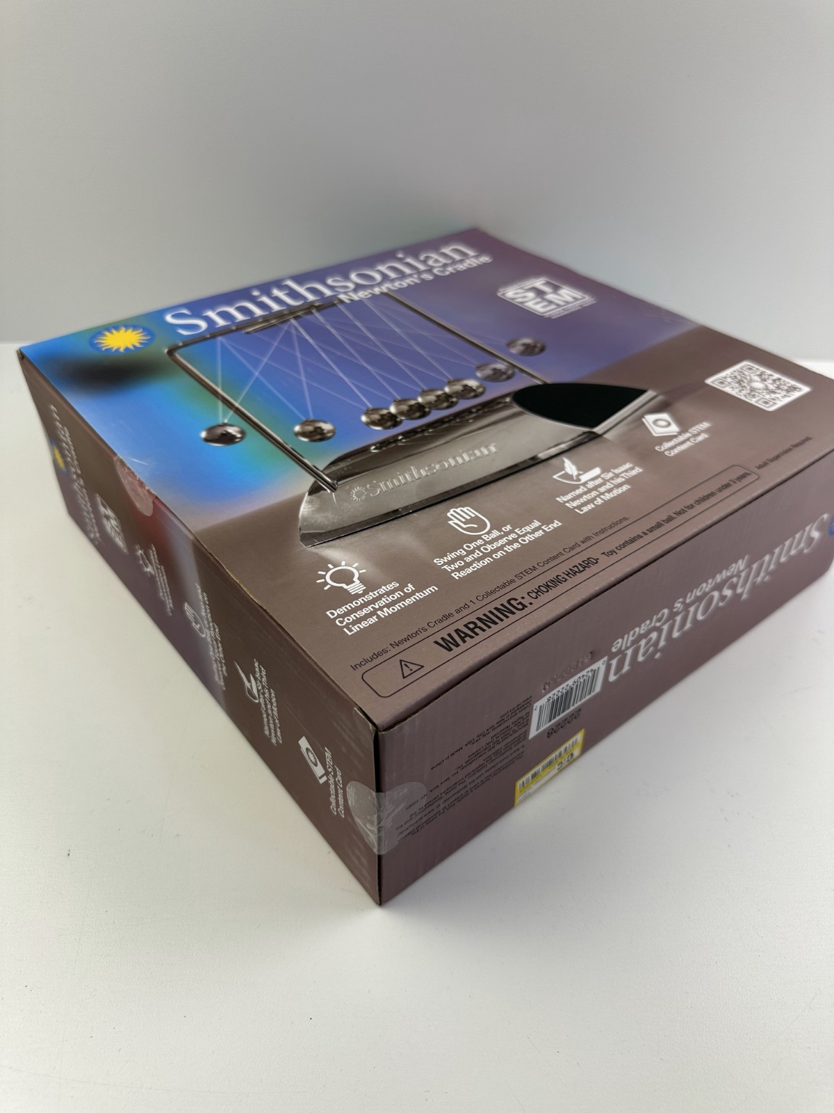 Smithsonian Newton’s Cradle Science Kit Motion & Physics Desktop Toy For Age 8+