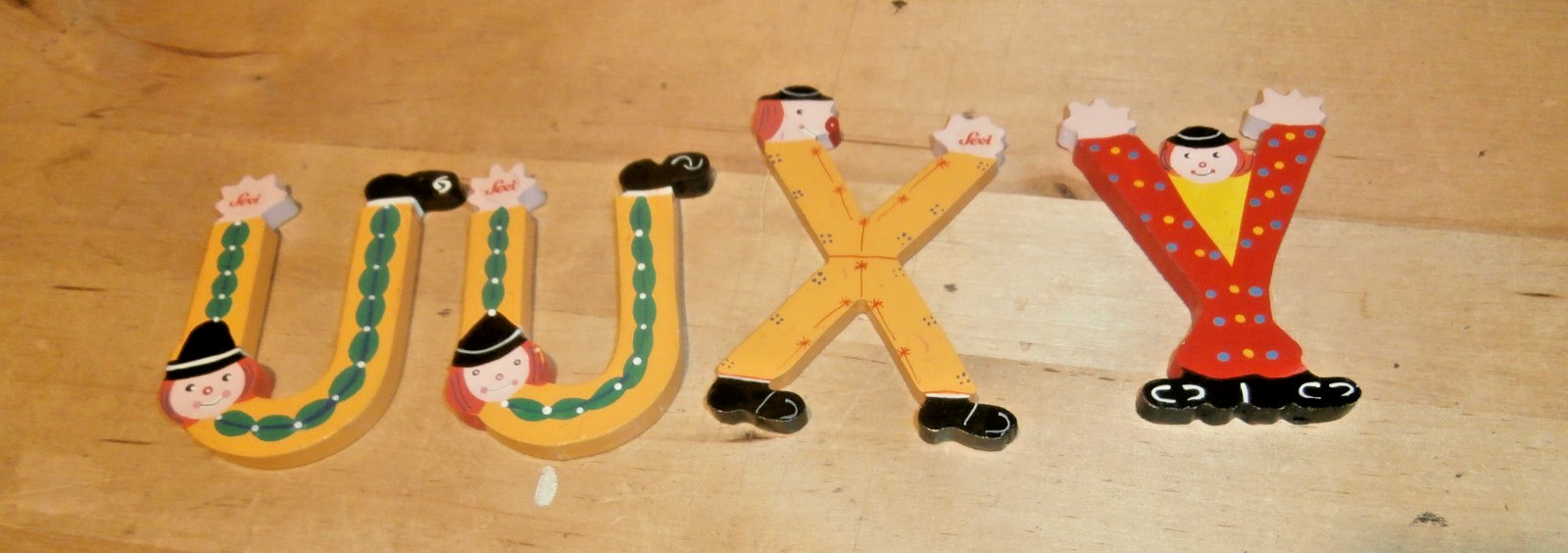 Sevi Italy 16 vintage handpainted alphabet letters whimsical wood clowns Mint