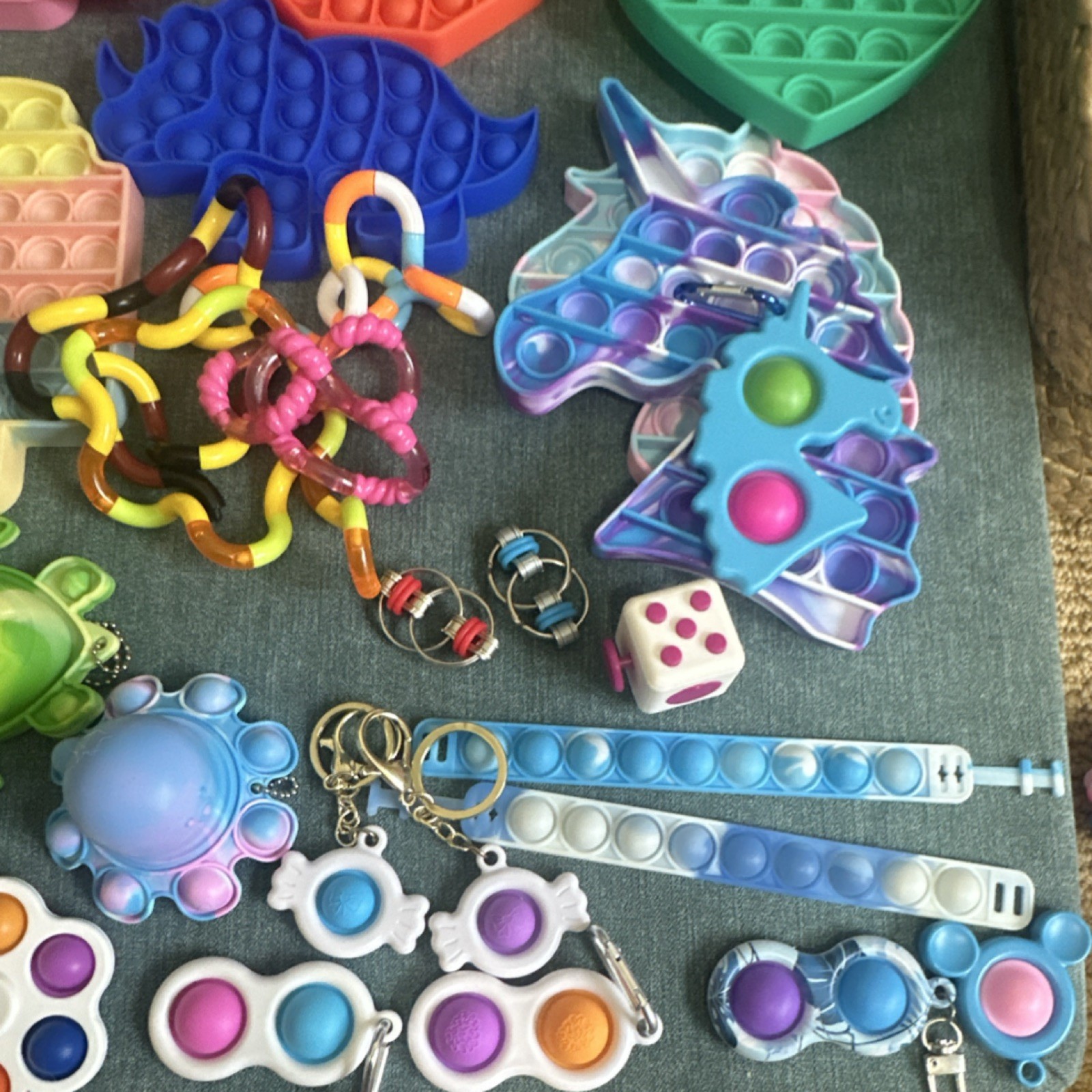 Sensory toys/fidget toy 50 piece lot variety