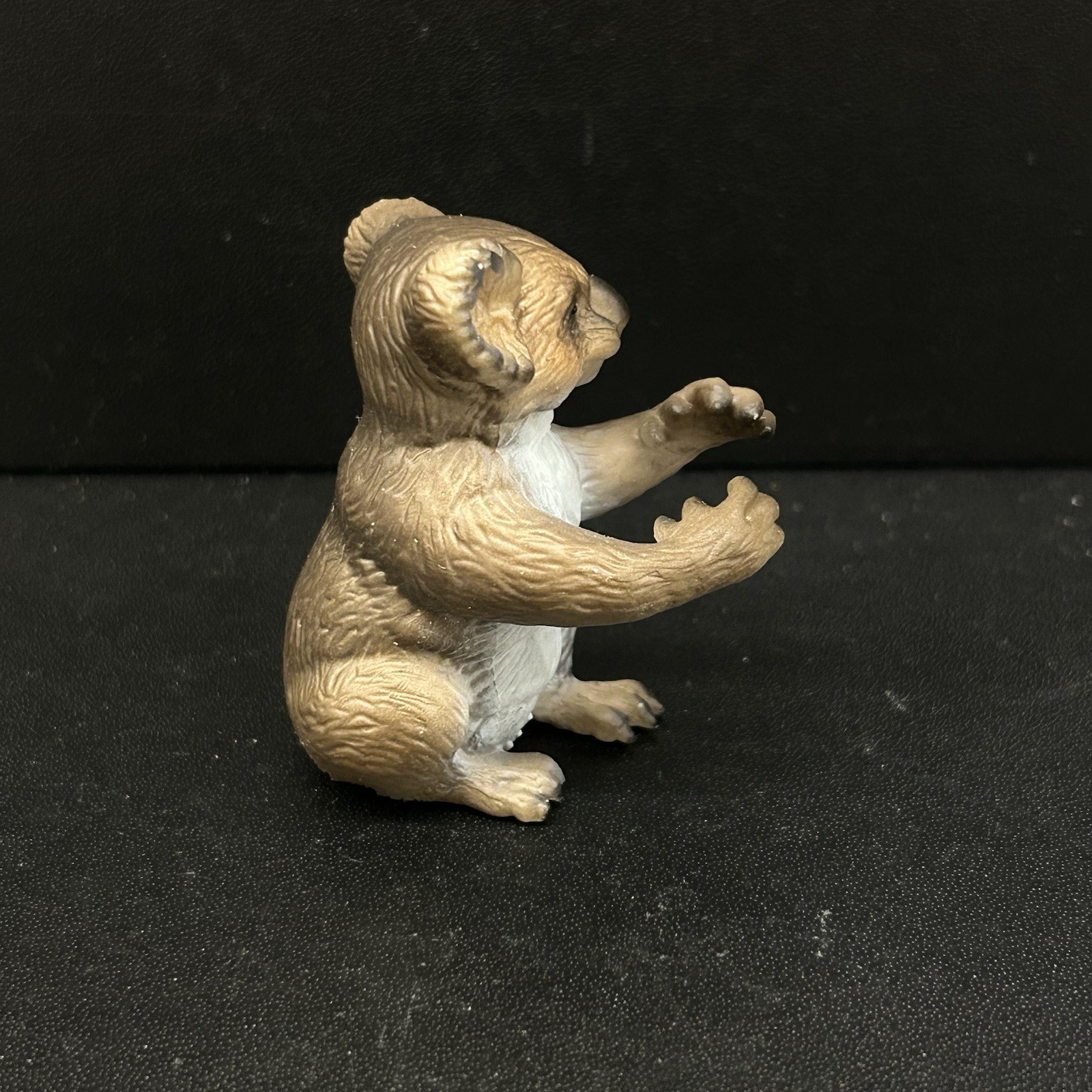 Schleich KOALA BEAR Adult 14303 Retired Figure 2001 Australia Wildlife Animal