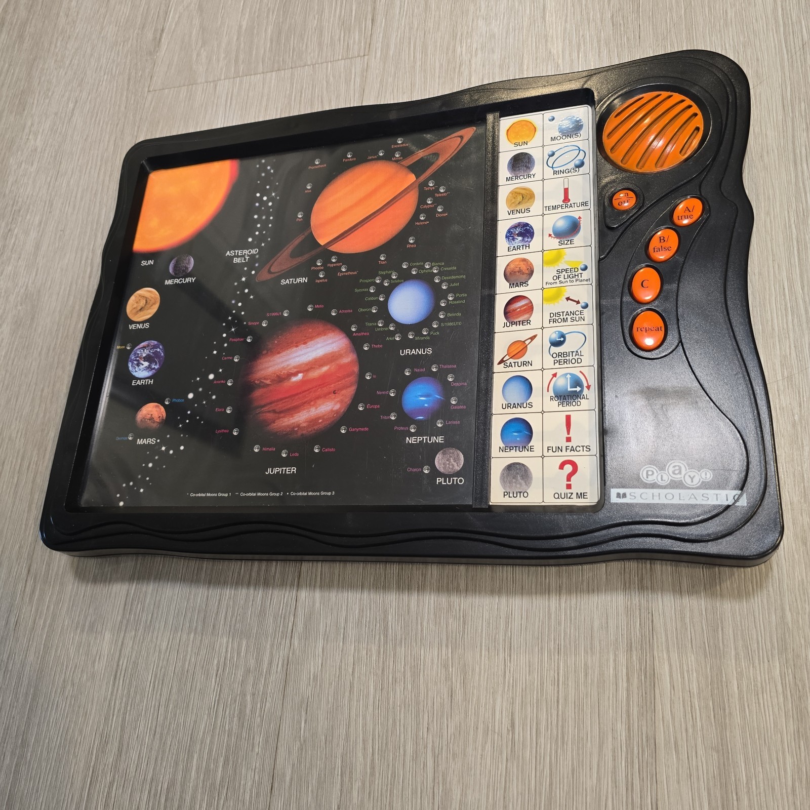 VTG Play Scholastic Solar System Planets Learning Tablet 90s Educational RARE