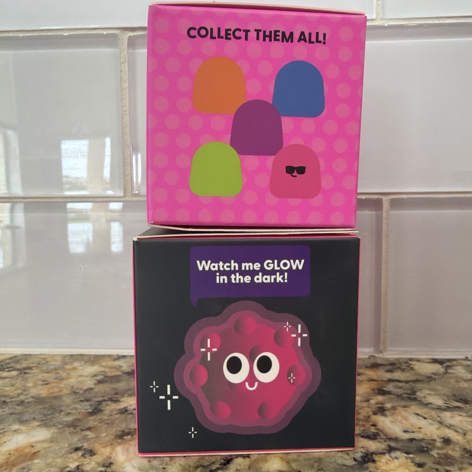 J’ADORE PINK SQUISHY SET OF 2 – 1 gum droppable AND 1 glow squish brand new