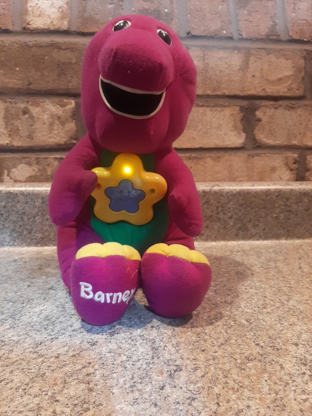 Playskool Twinkle n Dream Musical Plush Barney(a12)