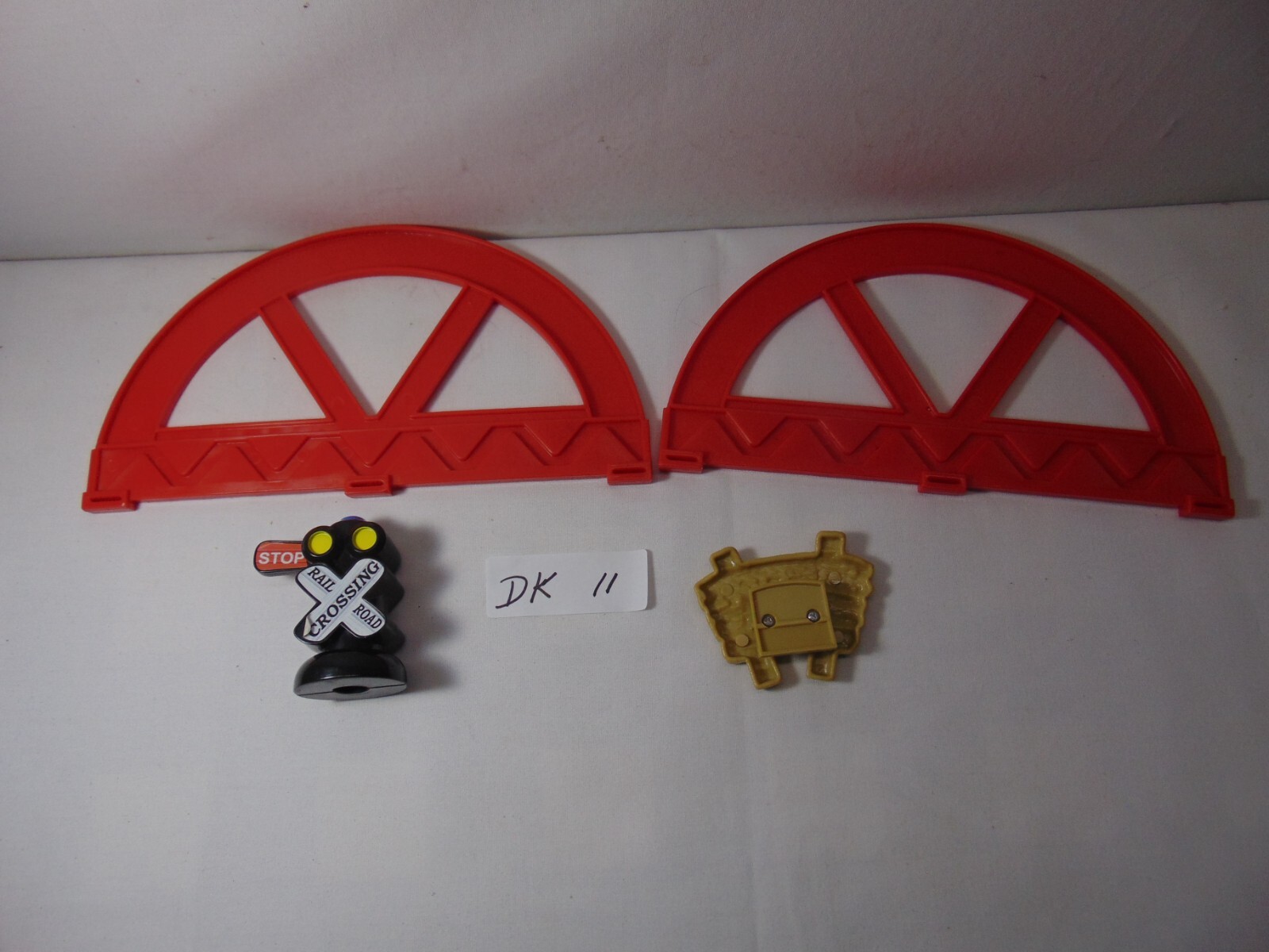 LeapFrog Leap’s Phonics Railroad Alphabet Train Part Signs & Bridge Rail Beam