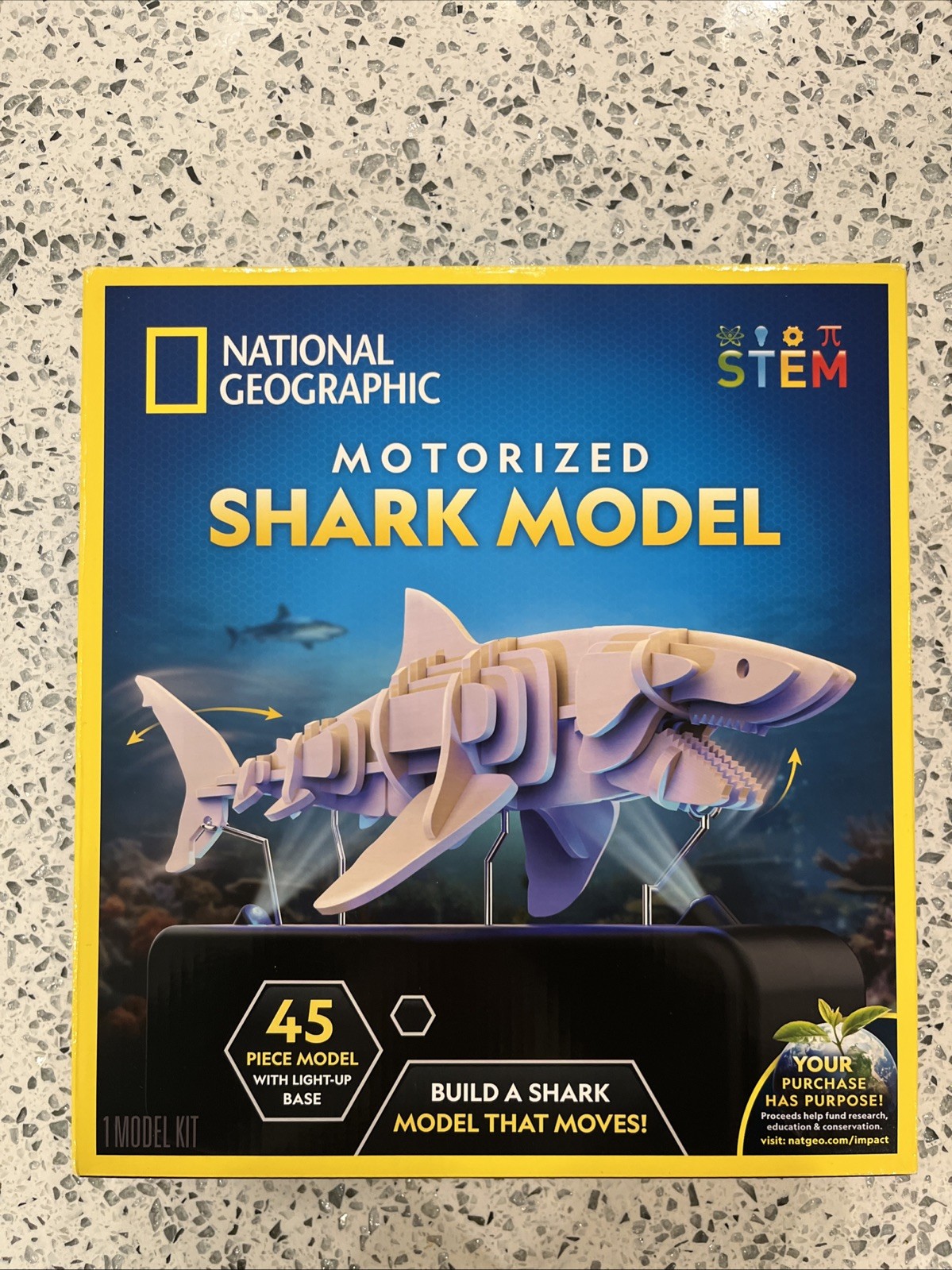 National Geographic STEM Motorized Shark Model Brand New Sealed