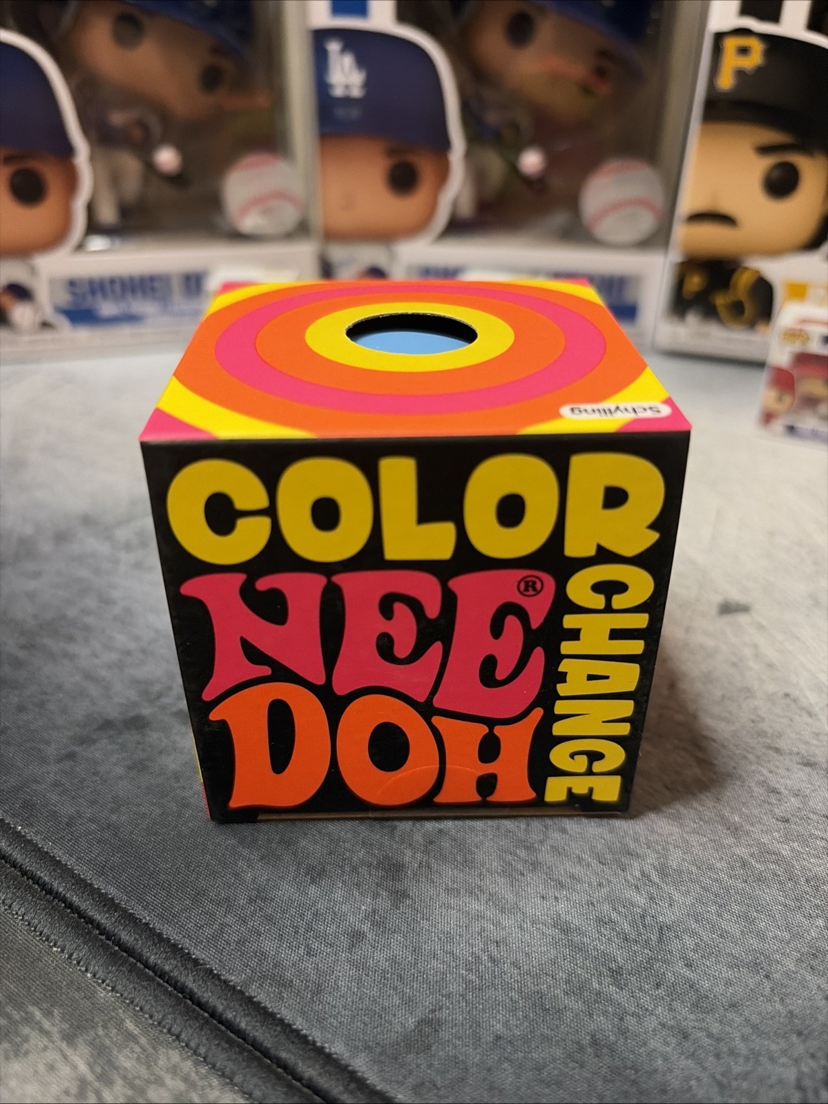 New 🔥 Genuine ! NeeDoh Color Change Ball Blue by Schylling Same Day Shipping
