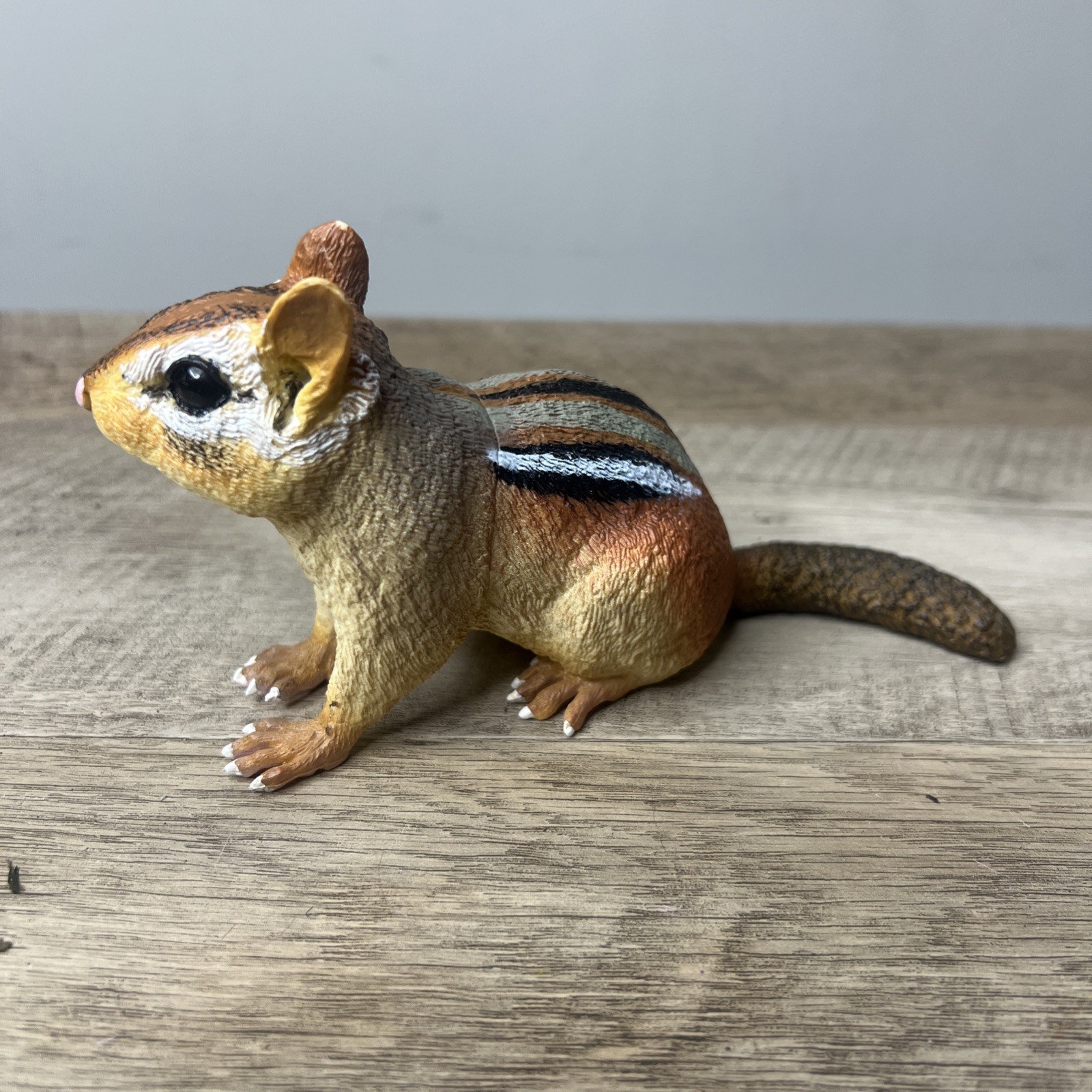 Safari Ltd 2012 Eastern Chipmunk Baby Incredible Creatures Rubber Figure