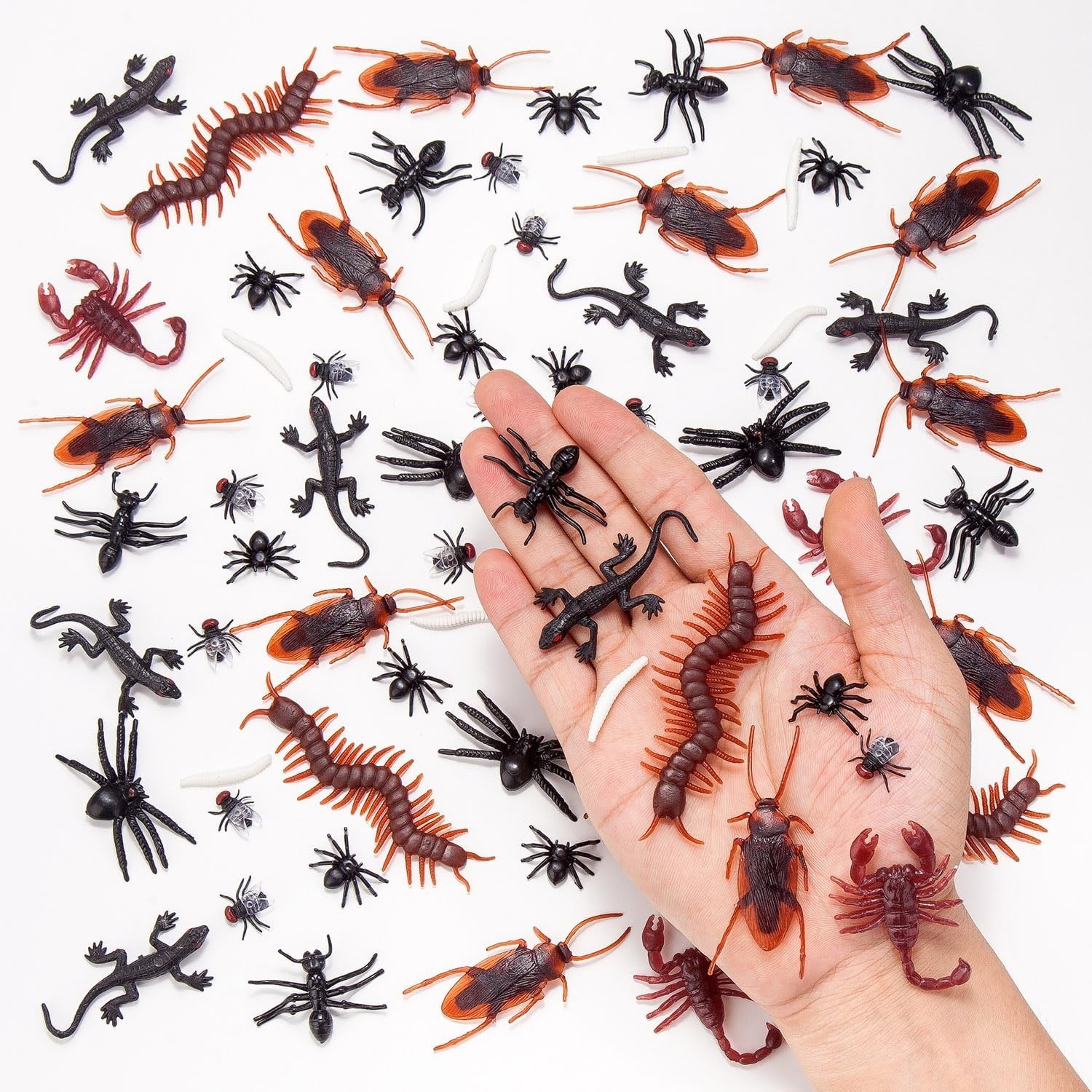 9 Types of Realistic 130 PCS Plastic Bugs – Ideal for Halloween Decor & More