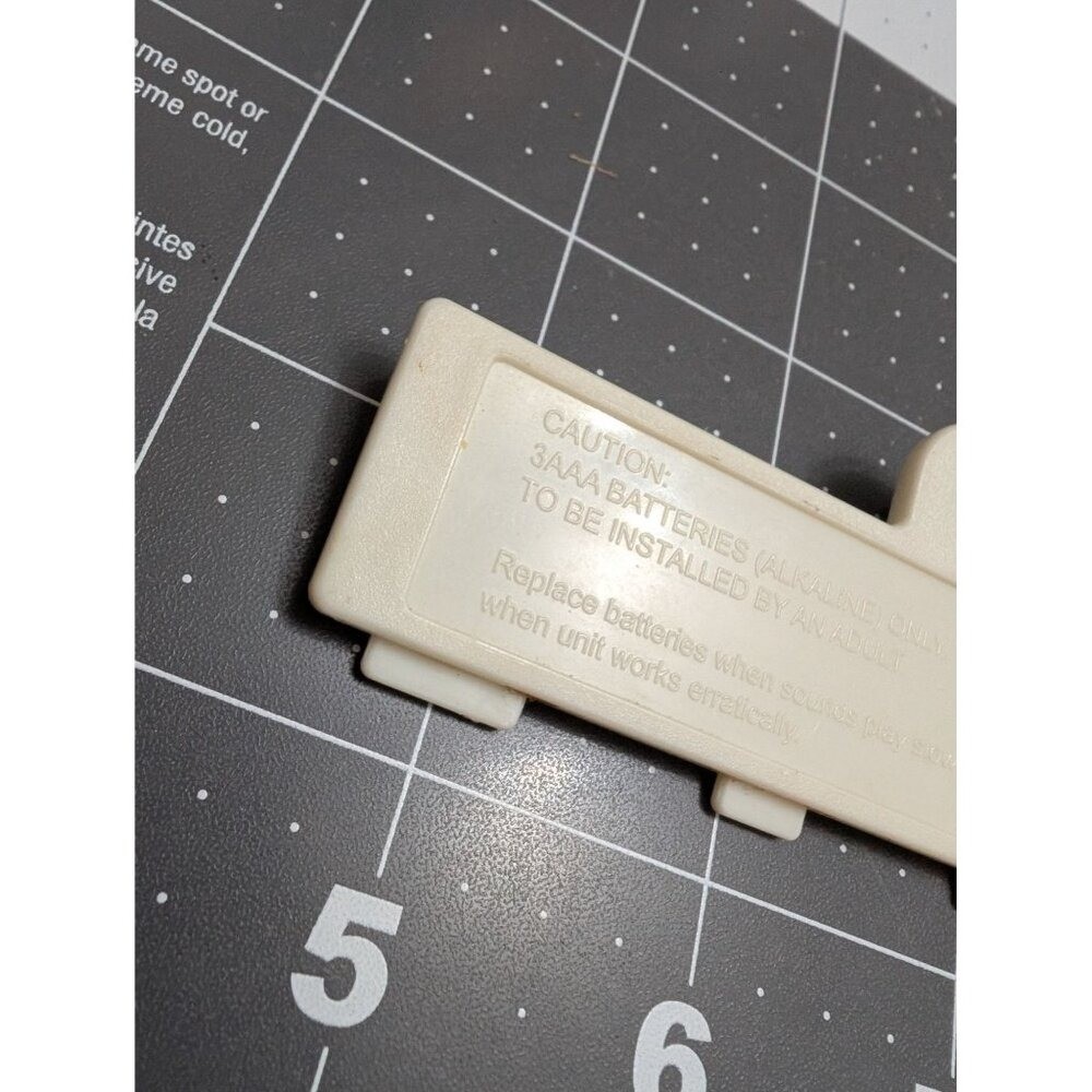 Leap Frog Fridge Farm Phonics magnetic battery cover and screw only replace