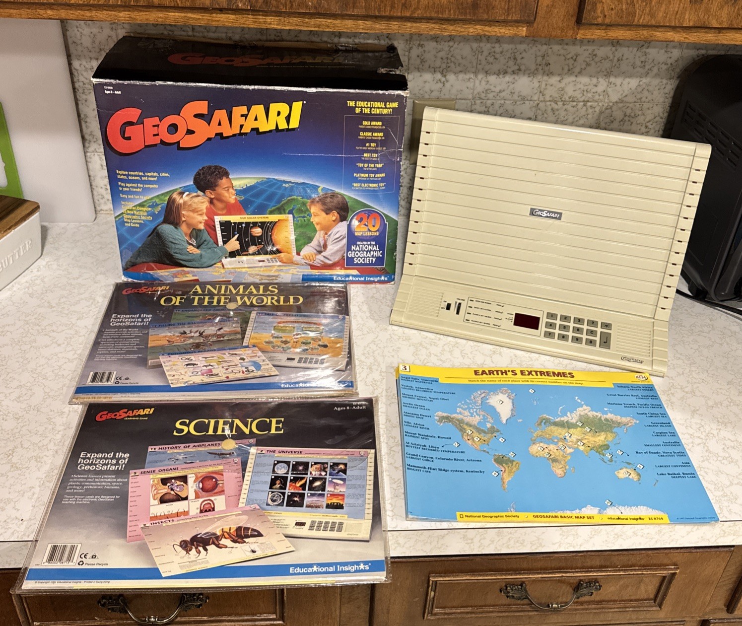 GeoSafari Electronic Learning Game EI-8800 Tested Works 3 Sets 60 Cards