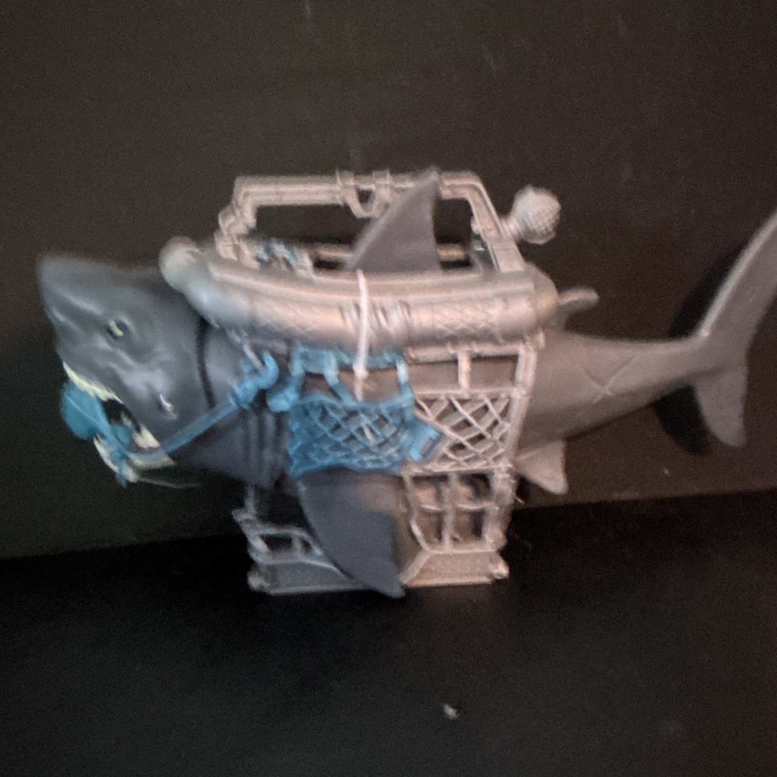 Chap Mei Wild Quest Cage Rage Motorized Chomping Shark Playset 549235
