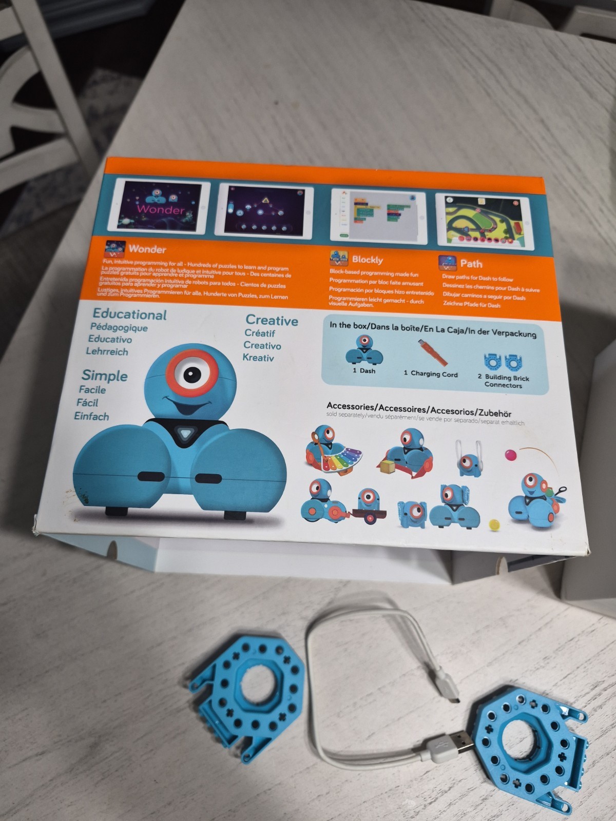 Wonder Workshop Dash Smart Robot For Curious Minds Model Coding Toy With Cards