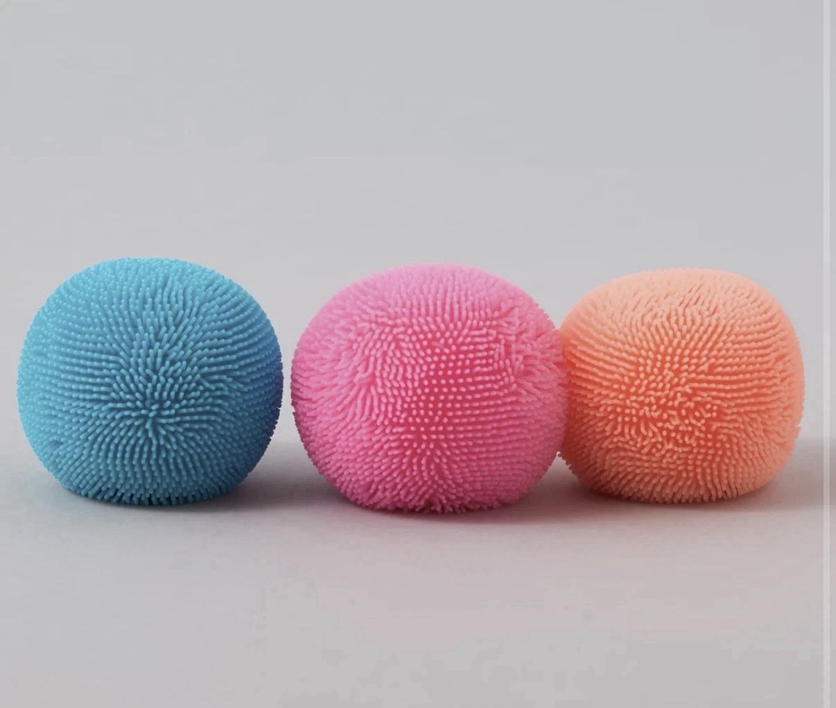 NeeDoh Teenie Fuzzball Velvet Squeeze Squishy Toy 3 Pack (1x random color)
