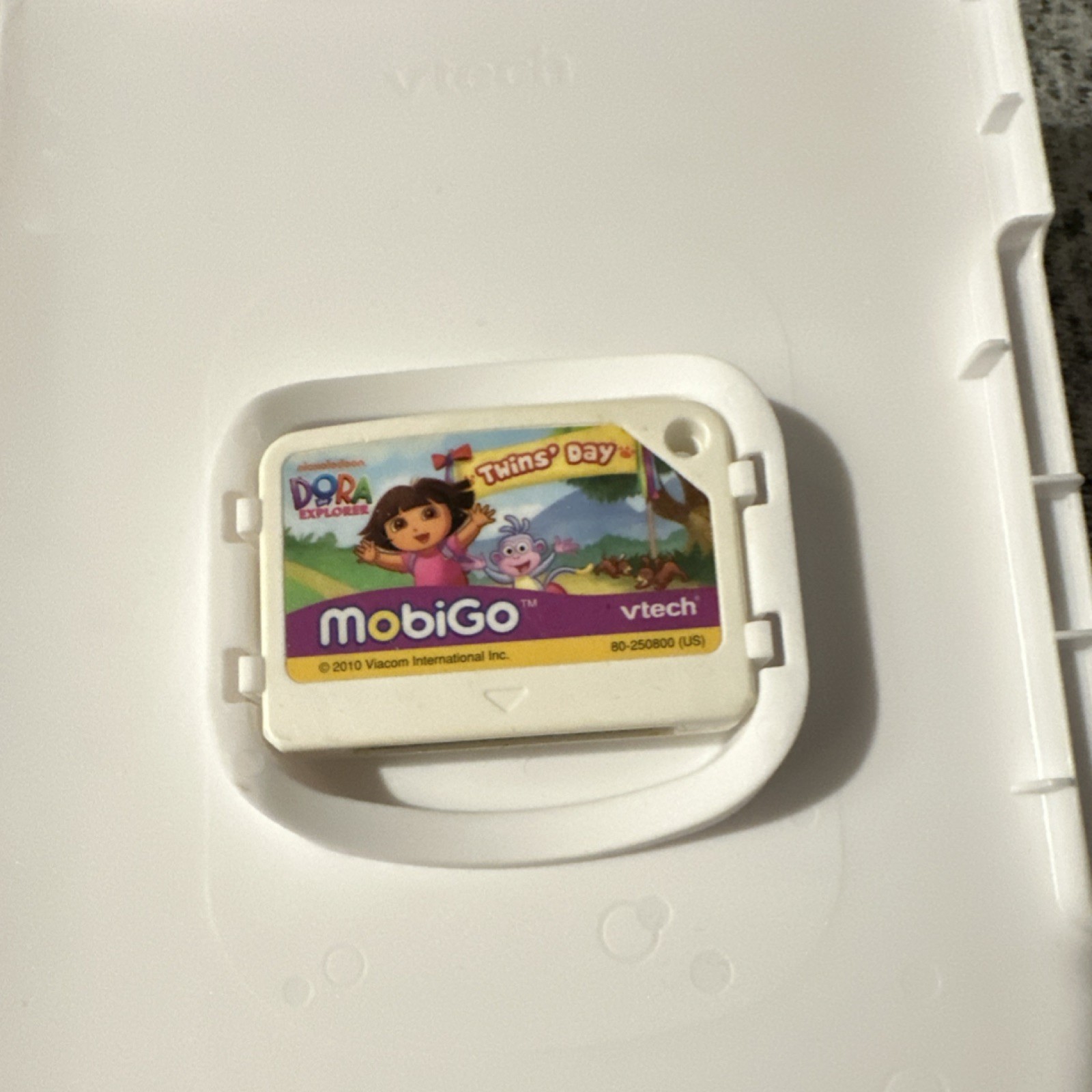 VTech MobiGo Dora the Explorer Twins’ Day Foreign Language Game Ages 3-5
