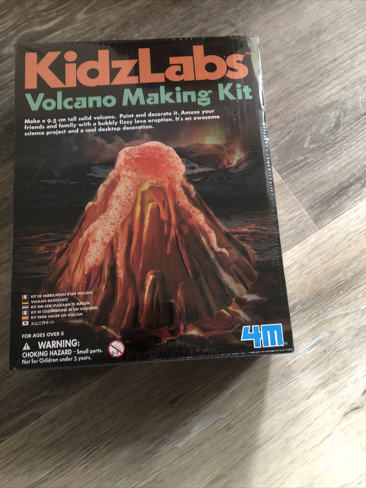 Kidz Labs Volcano Making Kit 4M Sealed Toysmith Never Opened New 8 Years +