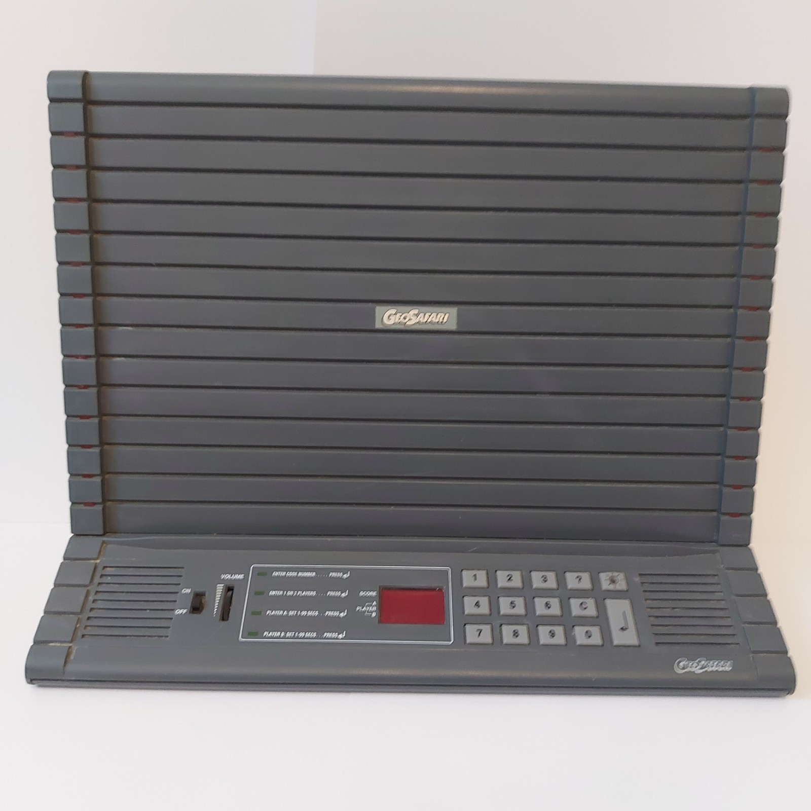 Vintage GeoSafari Electronic Learning Game EI-8700 11 sets 29 cards Tested WORKS