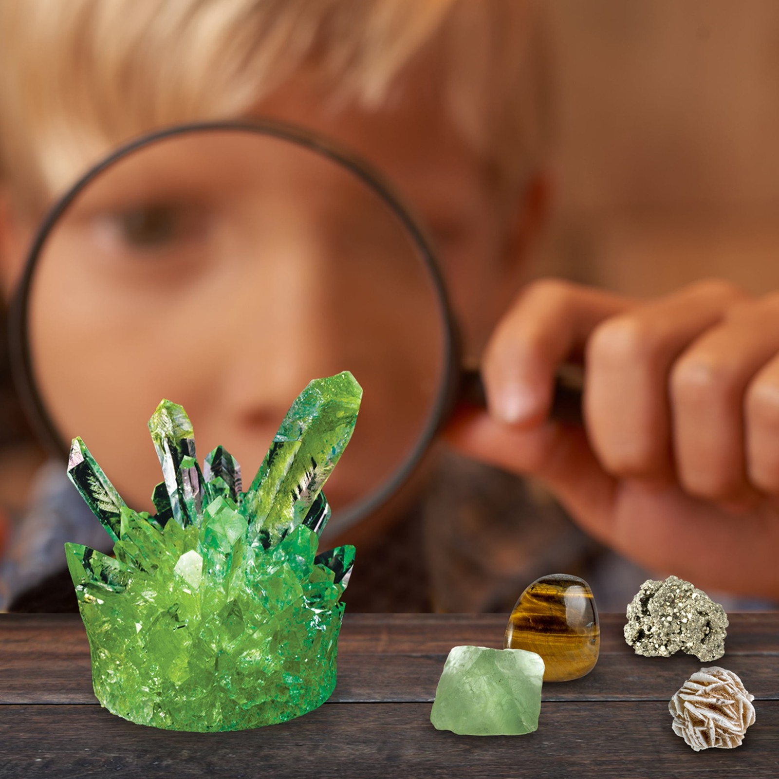 National Geographic Earth Science Activity Kit for Child 8 Years and up