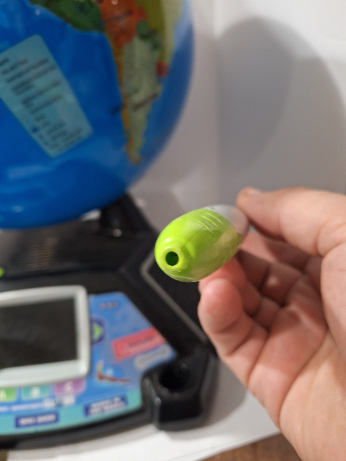 LeapFrog Magic Adventures Globe 2.8″ Video Screen BBC Videos, Games TESTED WORKS