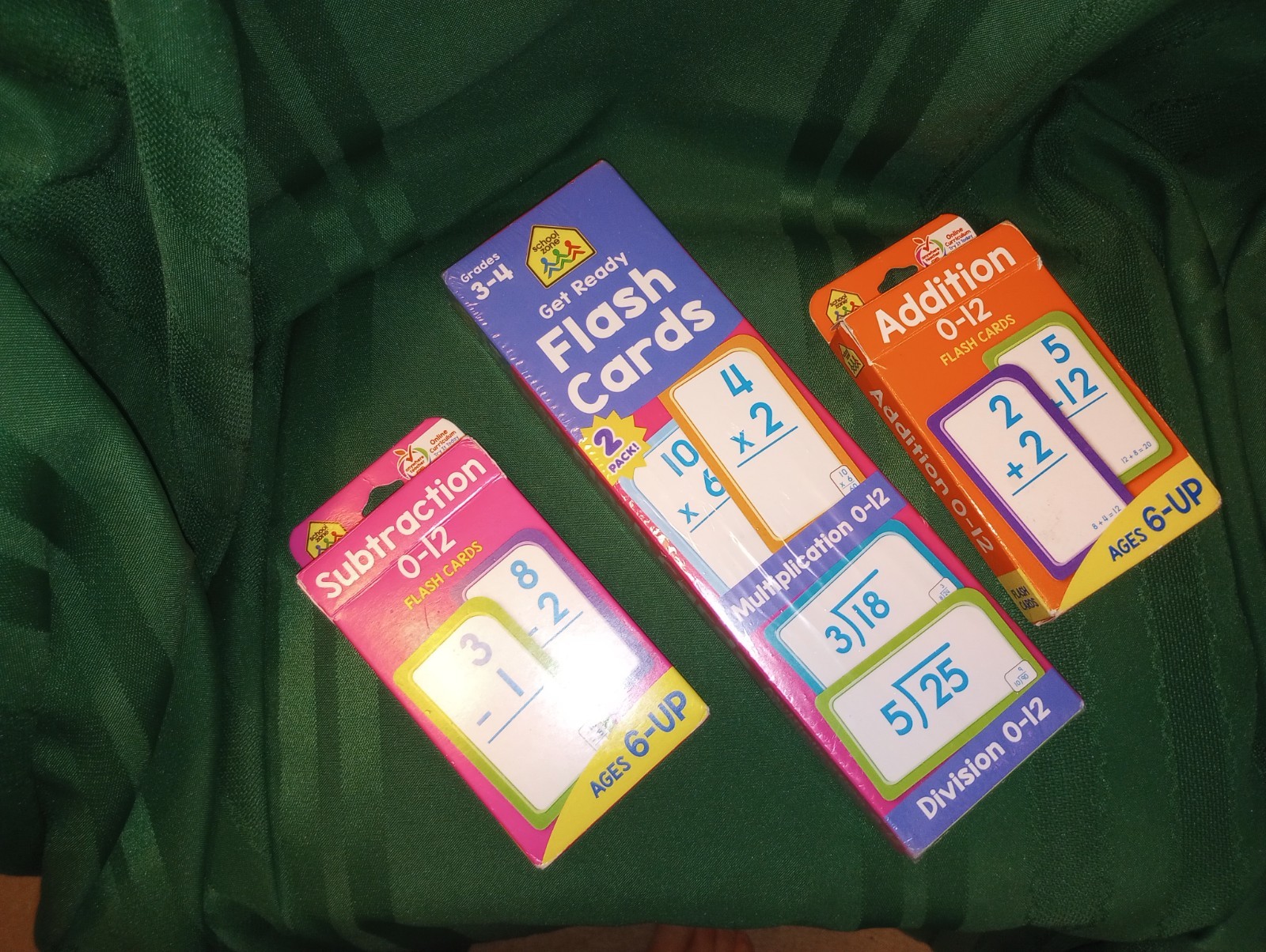 SCHOOL ZONE Math ADDITION Subtraction DIVISION Multiplication FLASH CARDS Age 6+