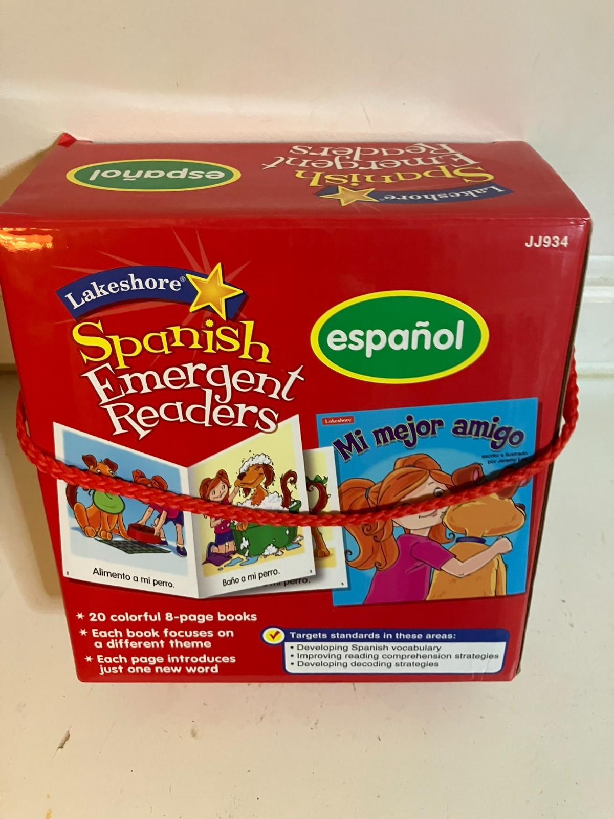 Lakeshore Espanol Emergent Readers Box of 20 8-pg books New Home school Ages 4+