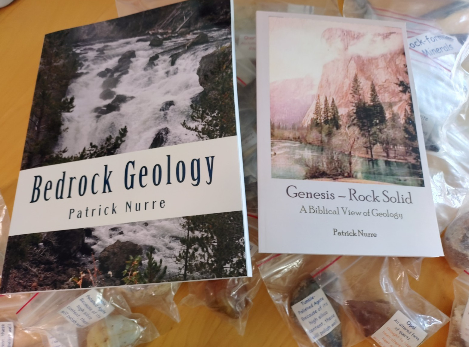 Bedrock Geology: A Biblical Approach Study Kit with books By Patrick Nurre