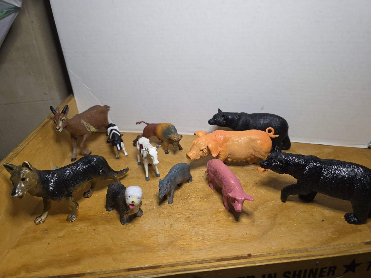 Assorted Lot 12 plastic Animals Farm Toys Figures Figurines Mixed Variety