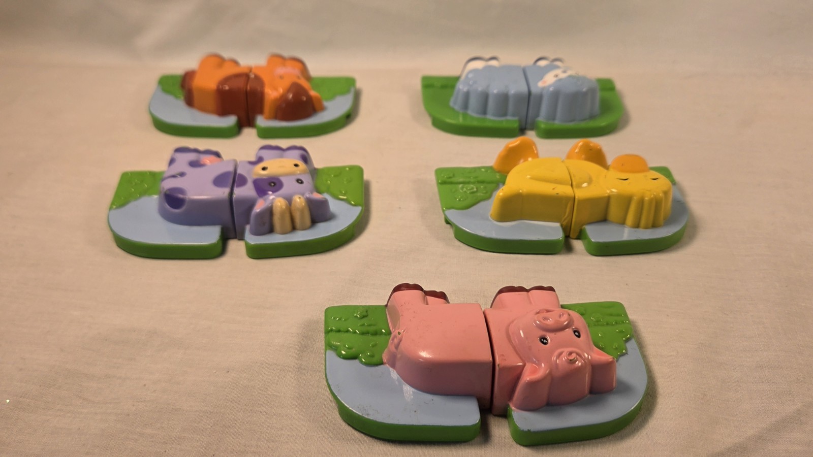 Leapfrog Fridge Farm Magnetic Animal Matching Set