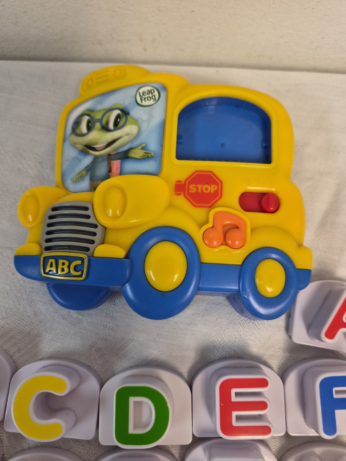 Leap Frog Tads School Bus Fridge Phonics Complete Alphabet 26 Letters Tested EUC
