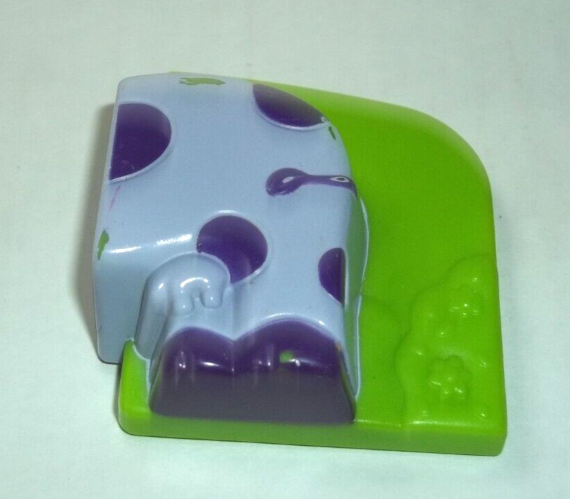 Leap Frog Fridge Farm Barn Magnetic Animal Part Legs Cow 2004 Older version