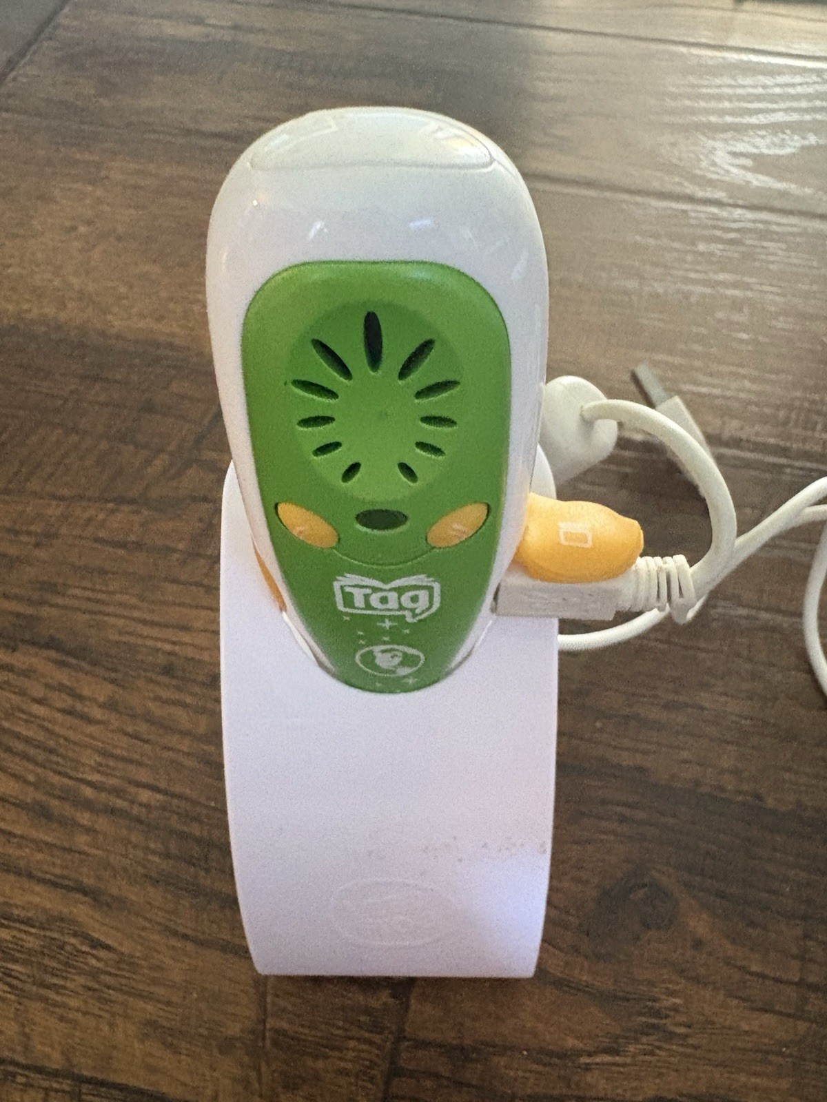 LeapFrog Tag Reader Stylus Pen Green, Model #20800 N2390 And 23 Tag Books