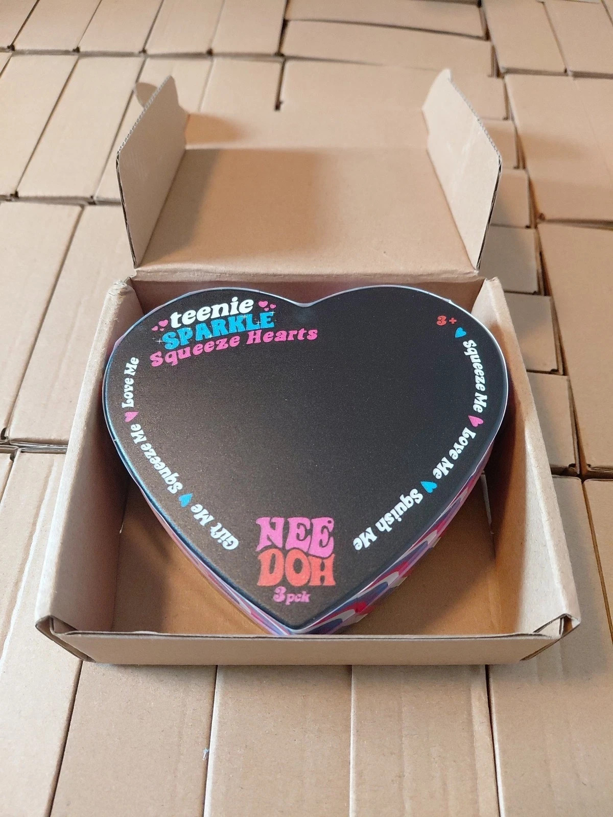 NeeDoh Teenie SPARKLE Squeeze Hearts 3 Pack Pink Purple & Blue