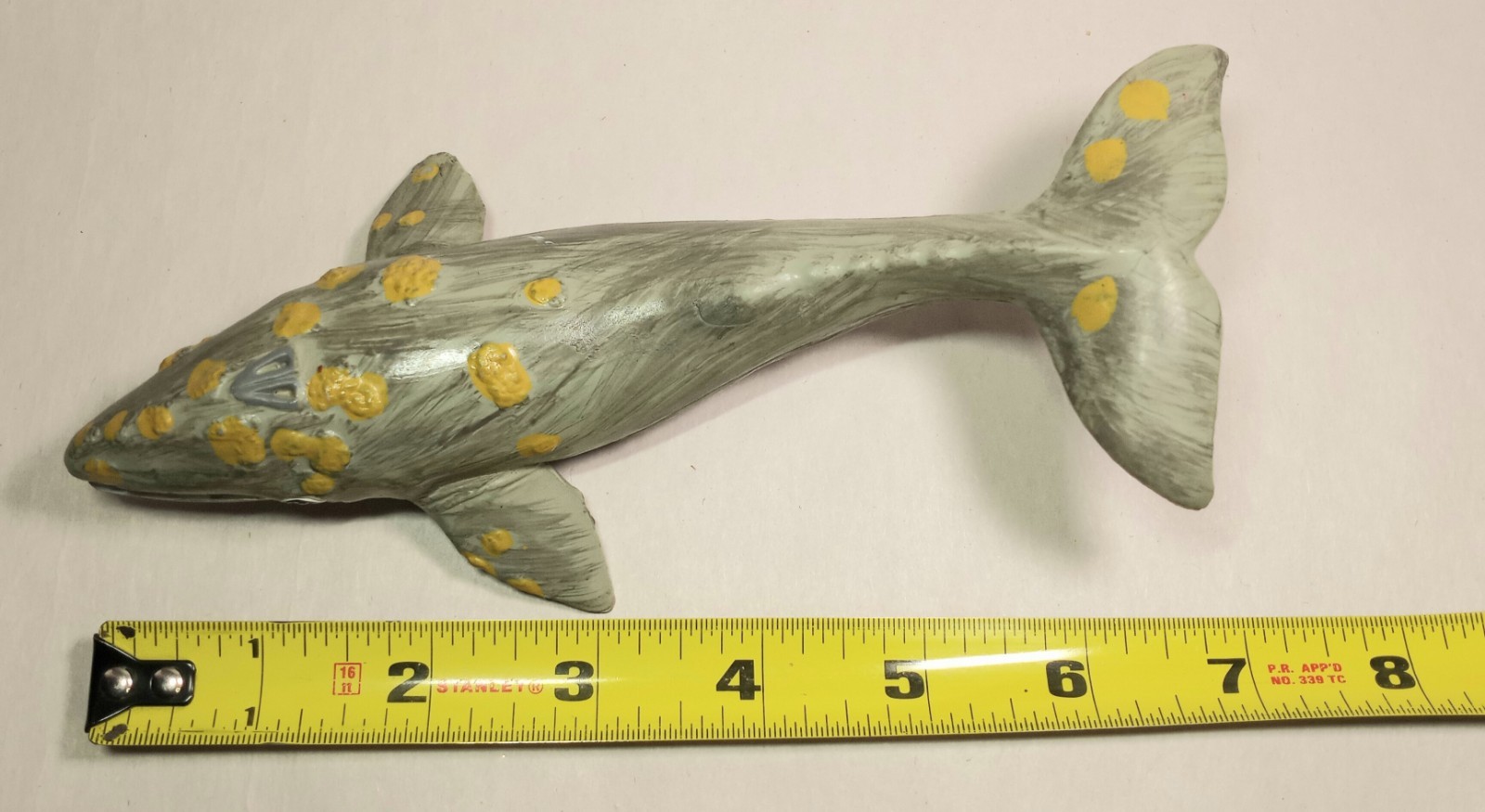Gray Whale Figure Lot & Cabrillo Pin Safari Ltd. Monterey Bay Aquarium 1991 1994