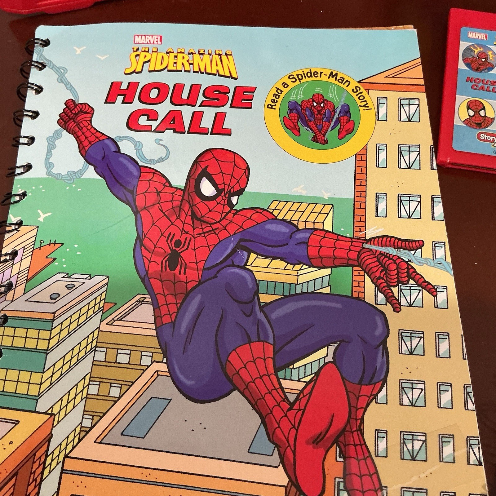 Vintage STORY READER with Three Spider Man Books & Cartridge Read Along Untested